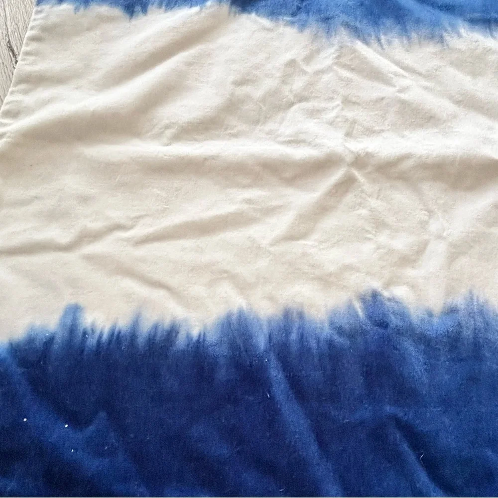 New POTTERY BARN TEEN Blue White Dip Dyed Velvet Square Pillow Cover 18” X 18”